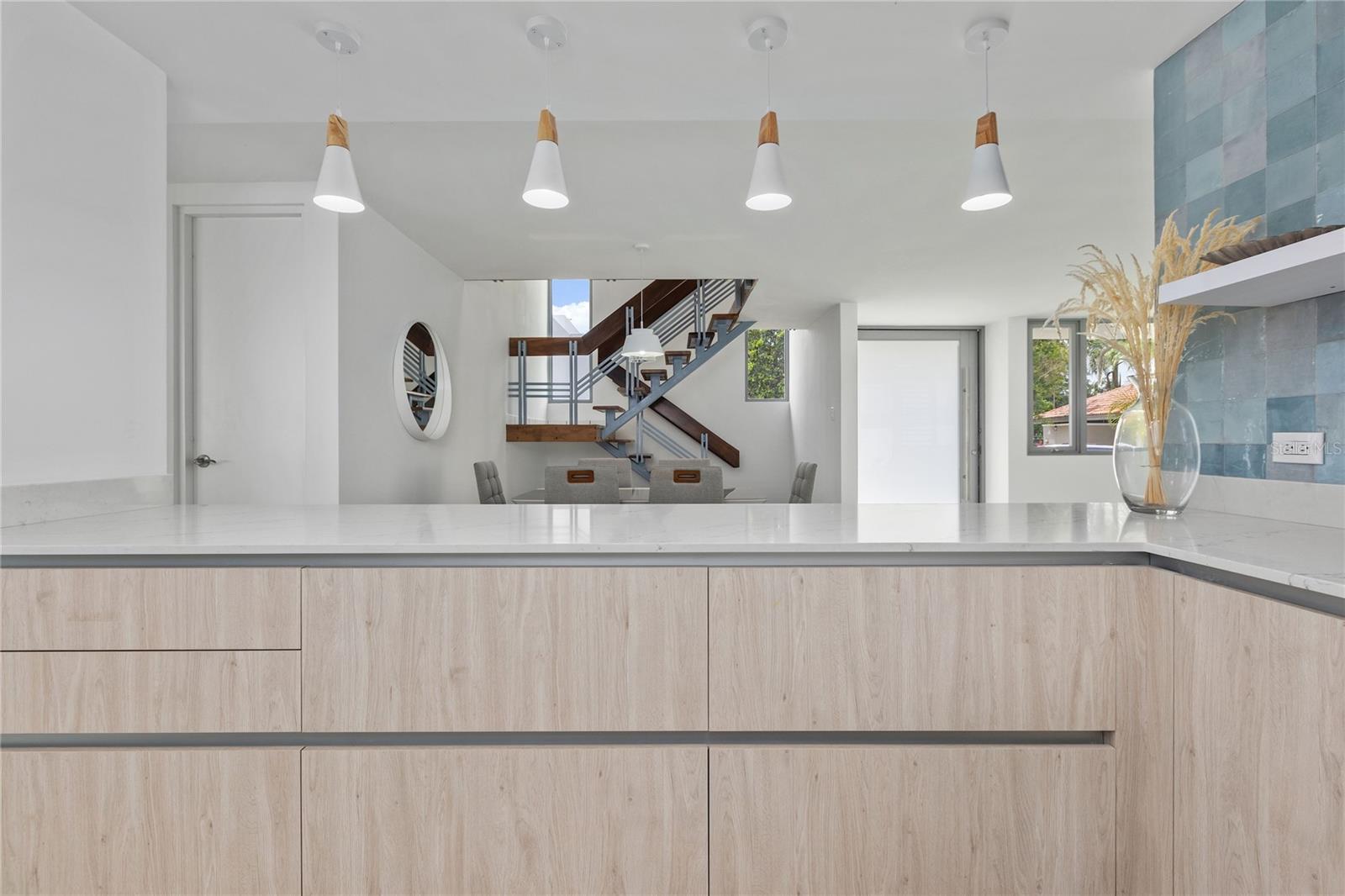 PASEO LAS BRISAS - Residential