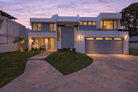 52 CAPRI STREET SAN JUAN  00926