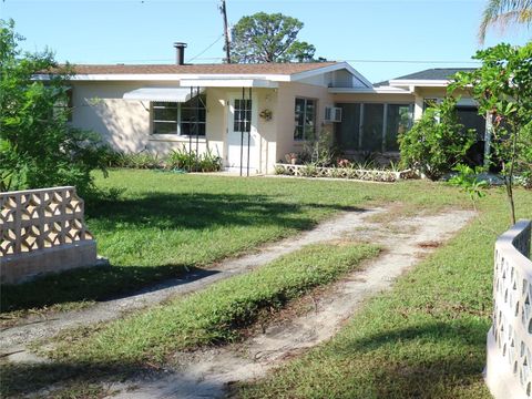 A home in NORTH PORT