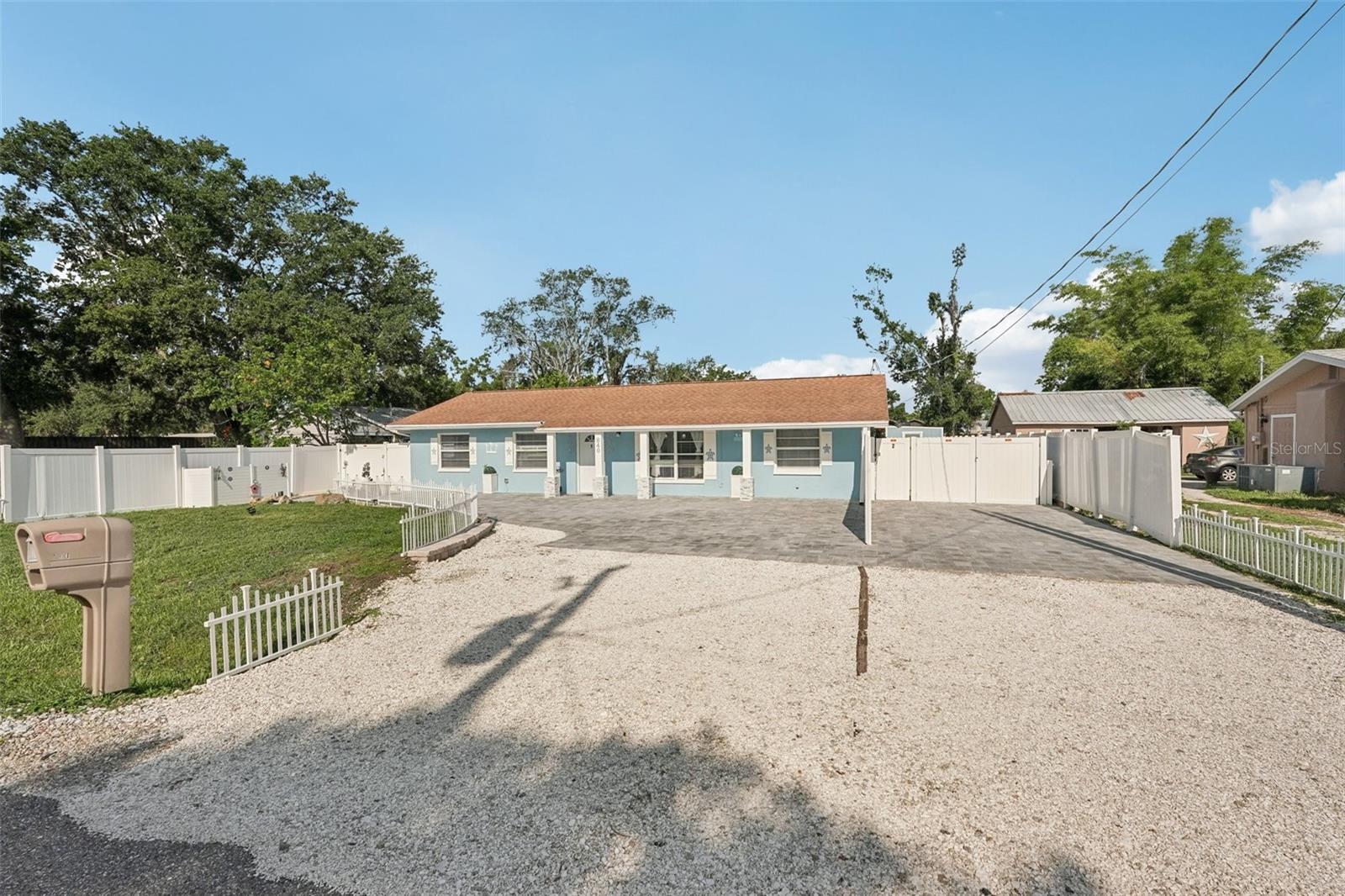THIS IS A SHORT-TERM SEASONAL RENTAL. THE PRICE SHOWN IN THE LISTING IS THE DAILY RATE. IT MAY CHANGE DEPENDS ON THE SEASONS.
Fully renovated and thoughtfully designed studio at 840 Albritton Ave, Unit 2, offers a modern and efficient living space in the heart of Sarasota. The 325 sq ft layout includes sleek tile flooring, its own air conditioning unit for personalized comfort, a Murphy bed to maximize space, and is fully furnished for convenience. In-unit washer, dryer, refrigerator, and freezer are provided, with utilities included for a turnkey experience. A private patio with beach chairs adds a relaxing outdoor retreat. Located just 9 miles from the sandy shores of Lido Key Beach, this property offers easy access to Sarasota’s vibrant cultural attractions, parks, shopping, and dining. Nearby parks include Celery Fields (3-minute drive), Colonial Oaks Park (4-minute drive) with basketball courts, gymnasium, pickleball, and picnic areas, Ackerman Park (4-minute drive), Fruitville Park (5-minute drive), and Nathan Benderson Park (9-minute drive), which provide ample outdoor recreation options. Perfect for a seasonal getaway or short-term stay, this home combines style, comfort, and a prime location for an enjoyable Sarasota lifestyle.