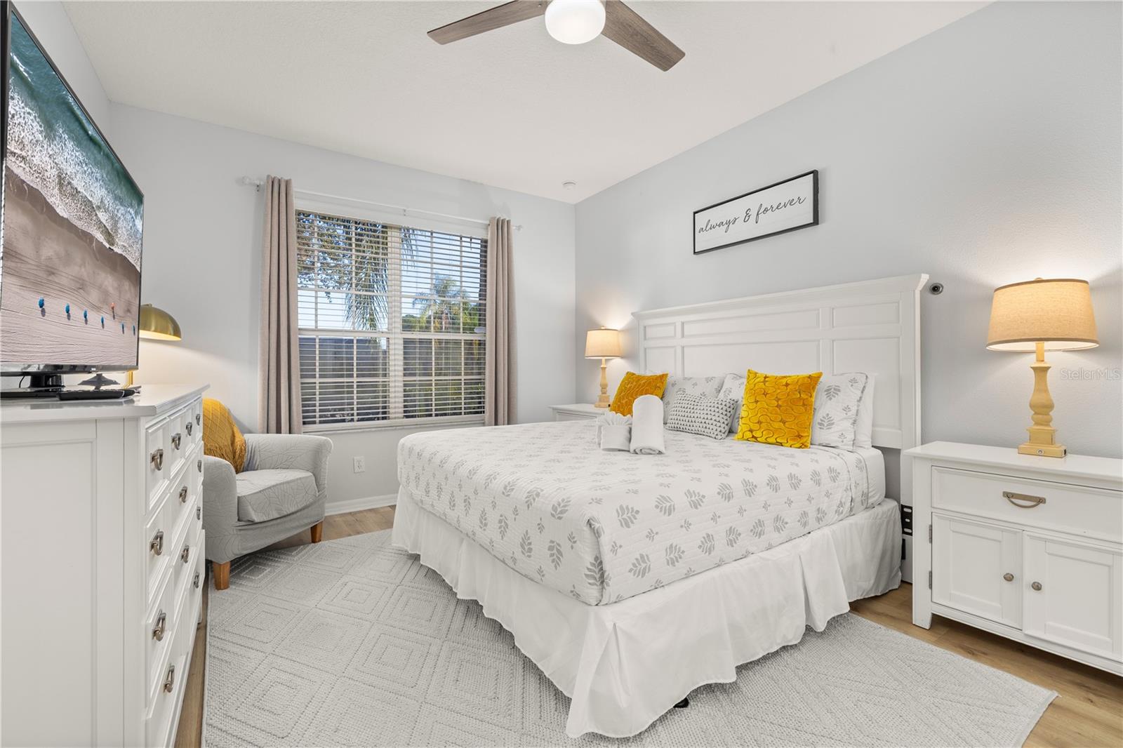 WATERSONG PH 01 - Residential