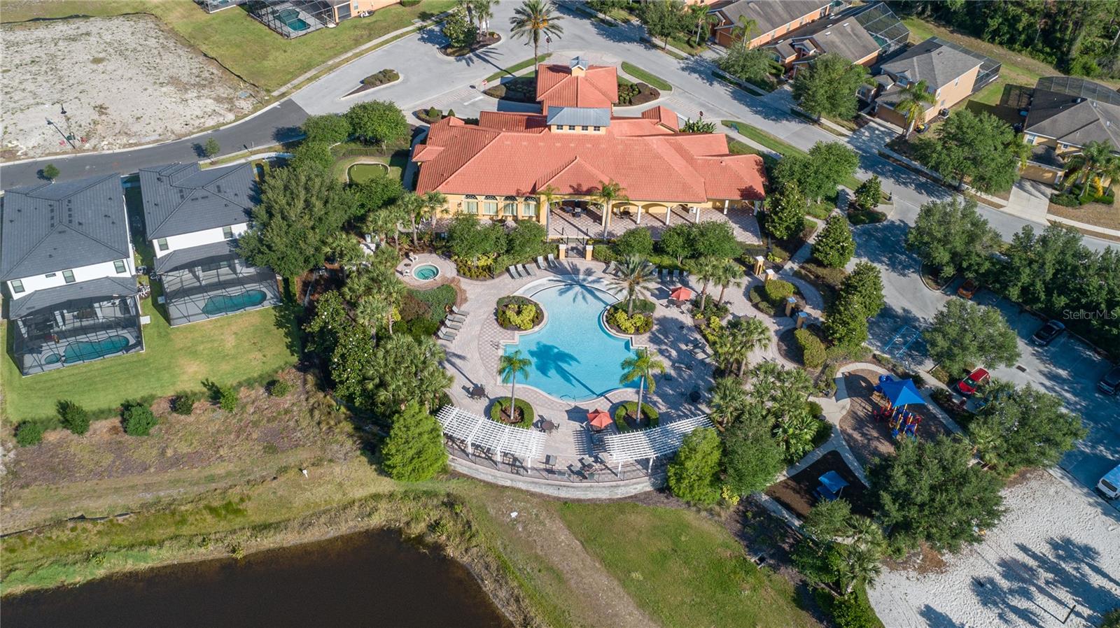 WATERSONG PH 01 - Residential