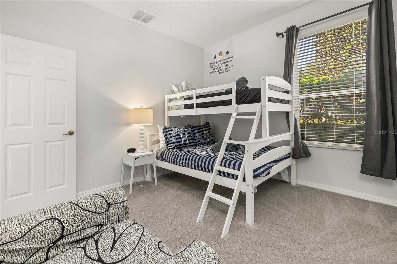 WATERSONG PH 01 - Residential