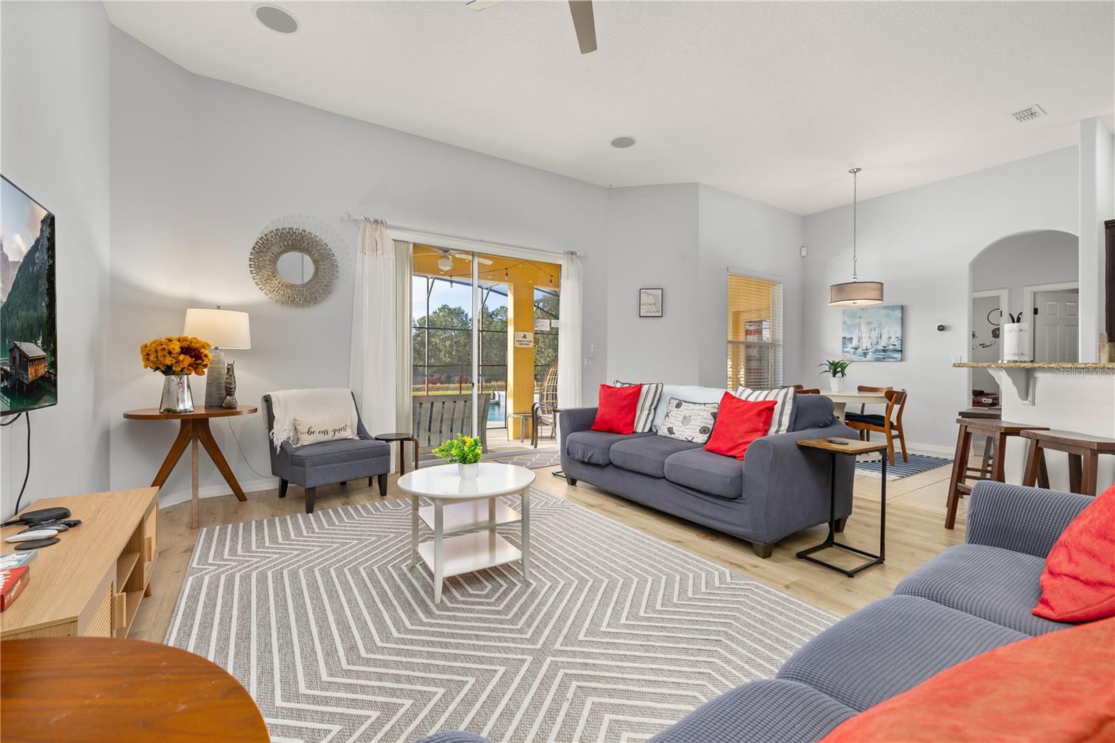 WATERSONG PH 01 - Residential