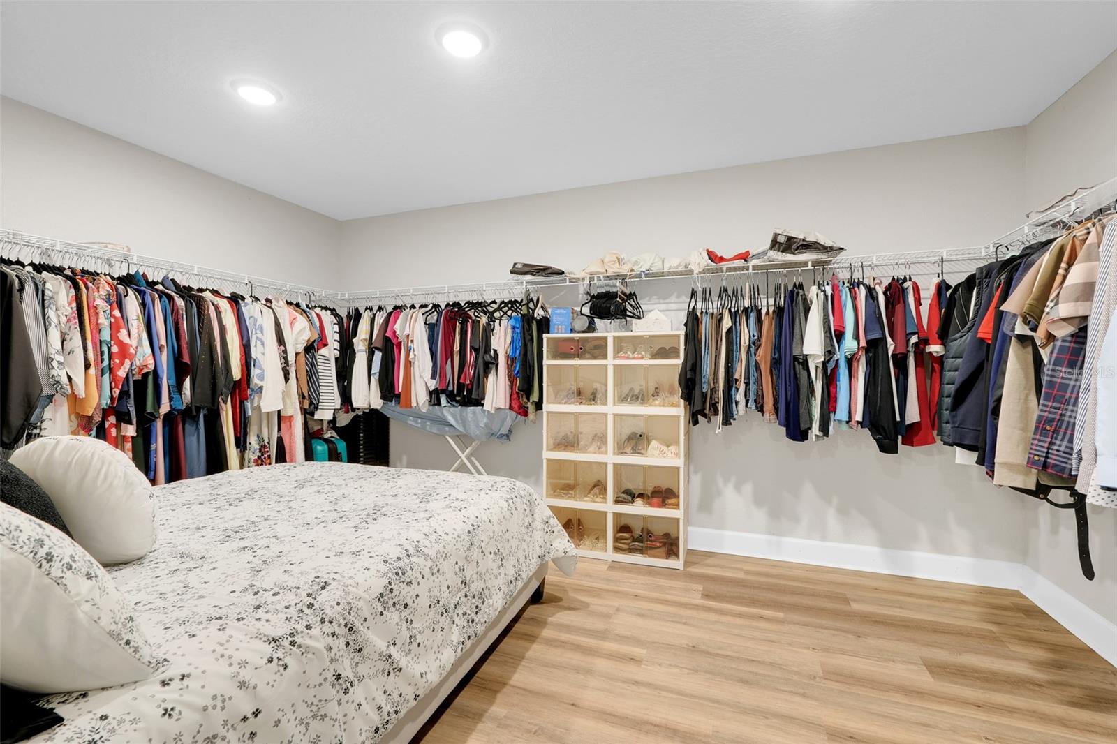 PALISADES PH 3D - Residential