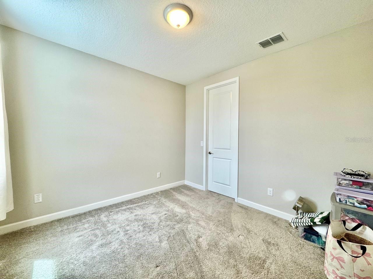 MEADOW POINTE 4 PRCL N O & P EN - Residential Lease