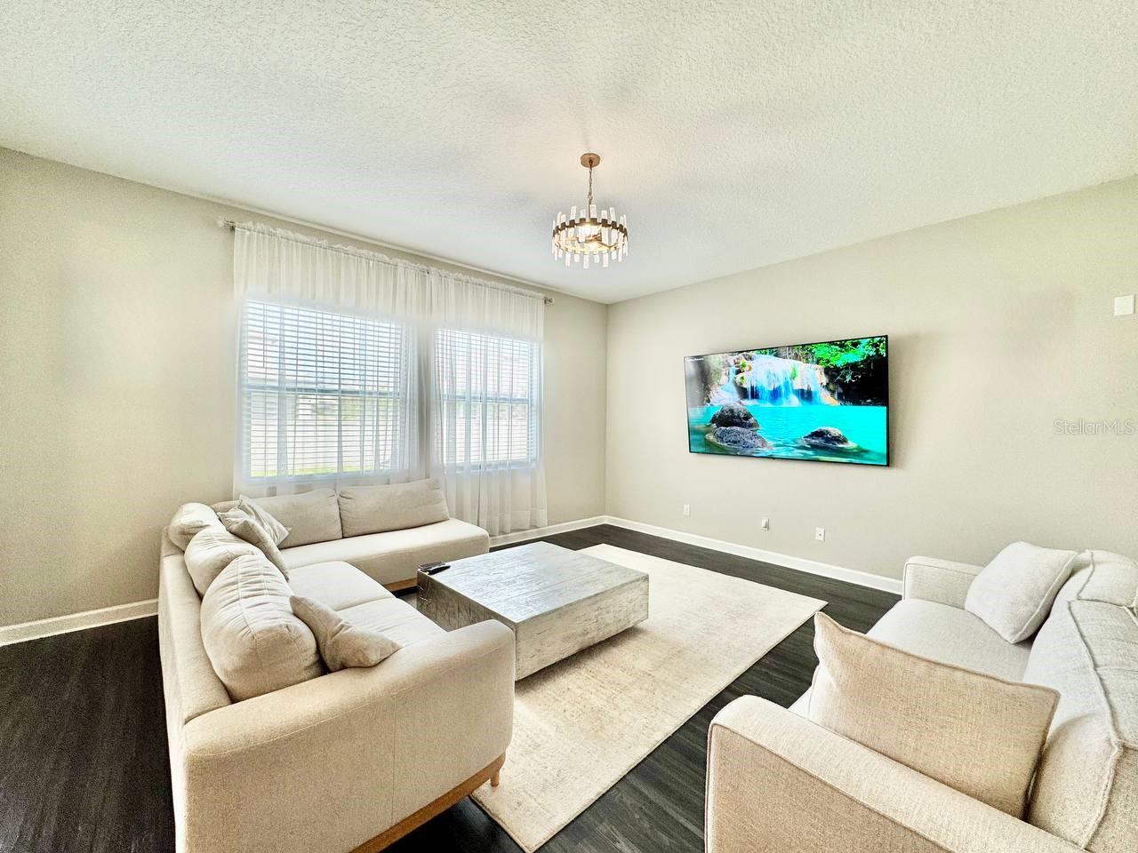 MEADOW POINTE 4 PRCL N O & P EN - Residential Lease