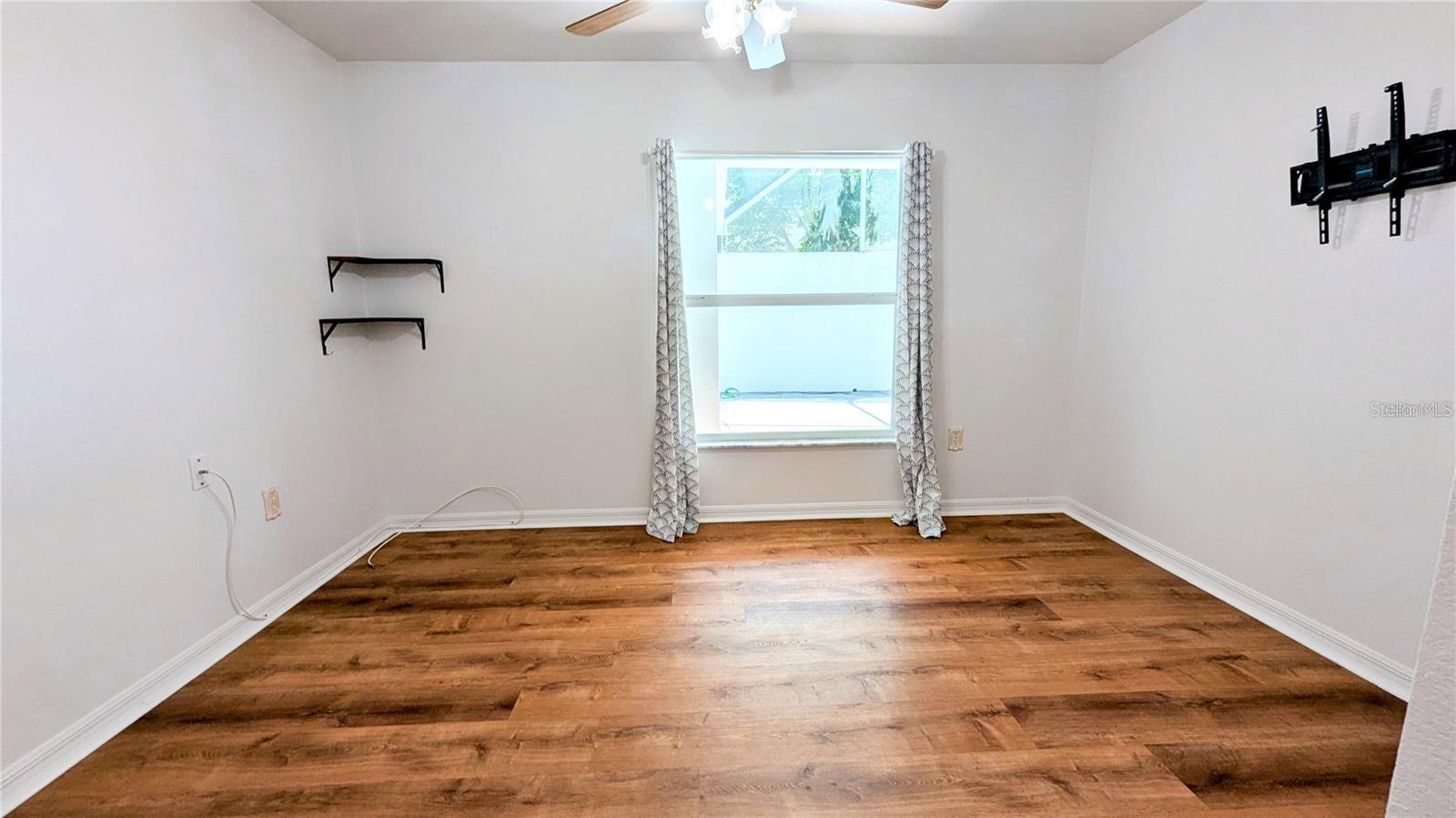 CHALET ESTATES - Residential