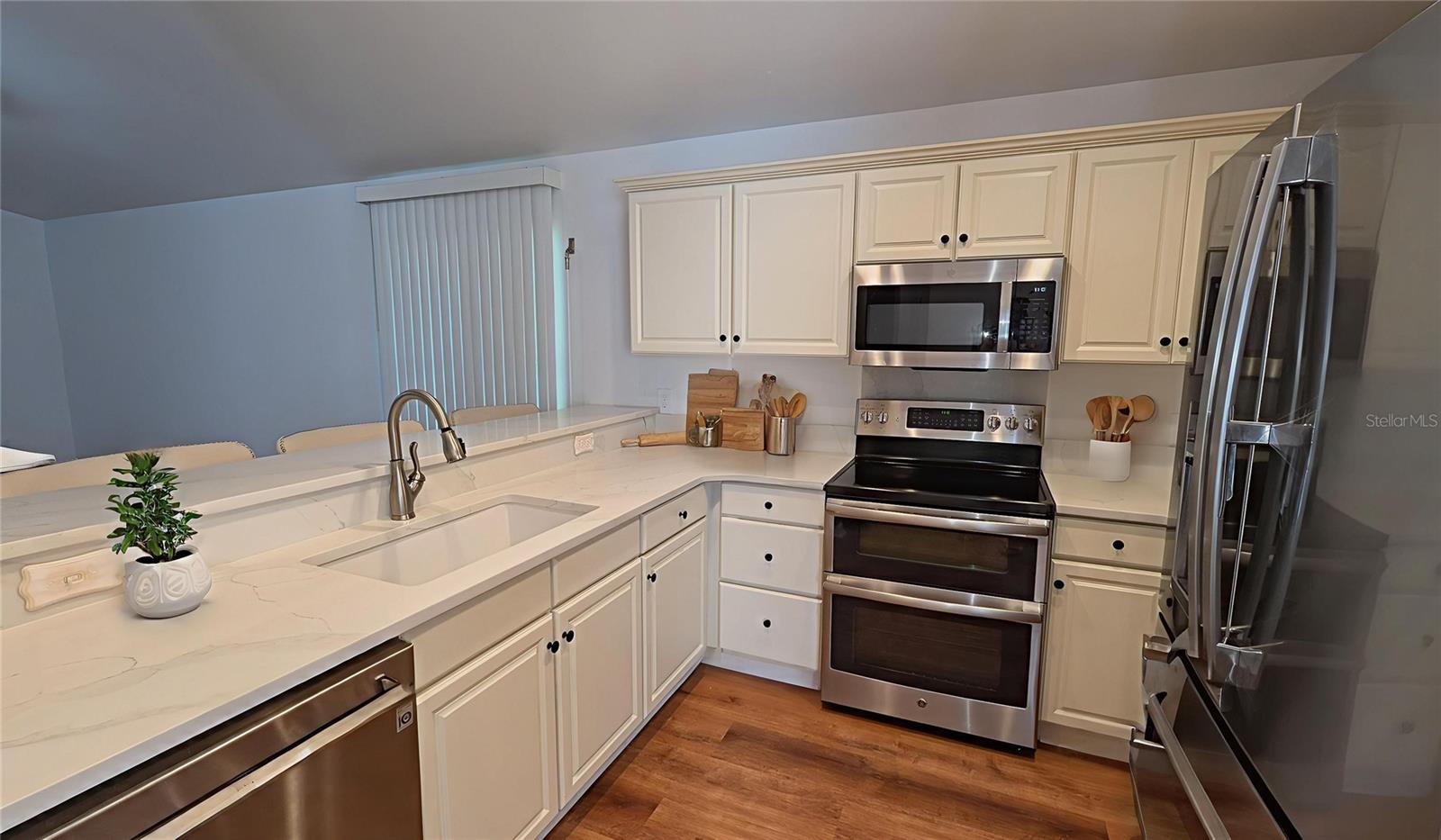 CHALET ESTATES - Residential