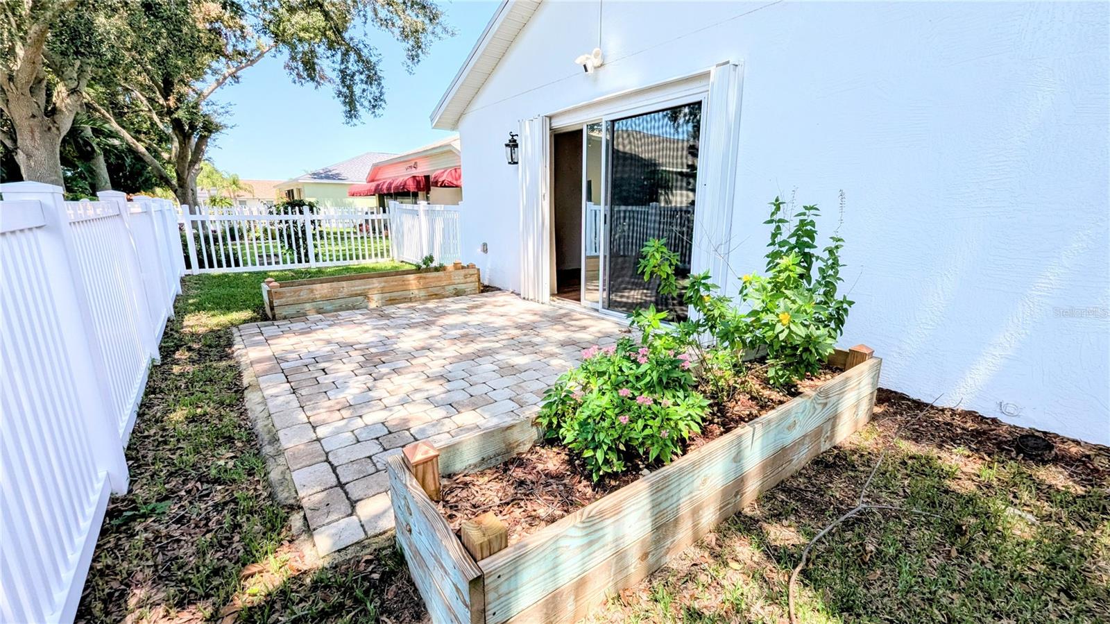 CHALET ESTATES - Residential