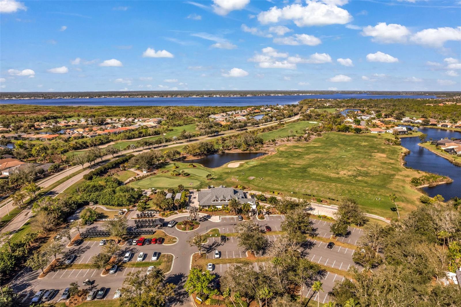 RIVERWOOD - Residential