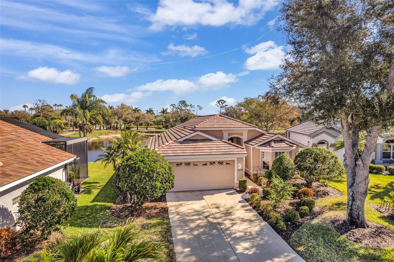 RIVERWOOD - Residential