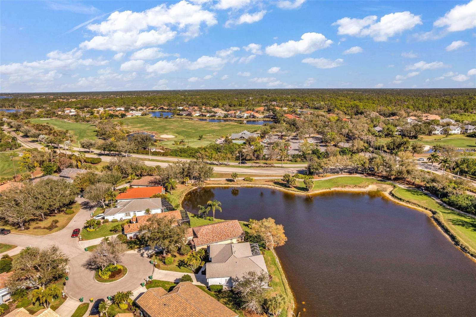 RIVERWOOD - Residential