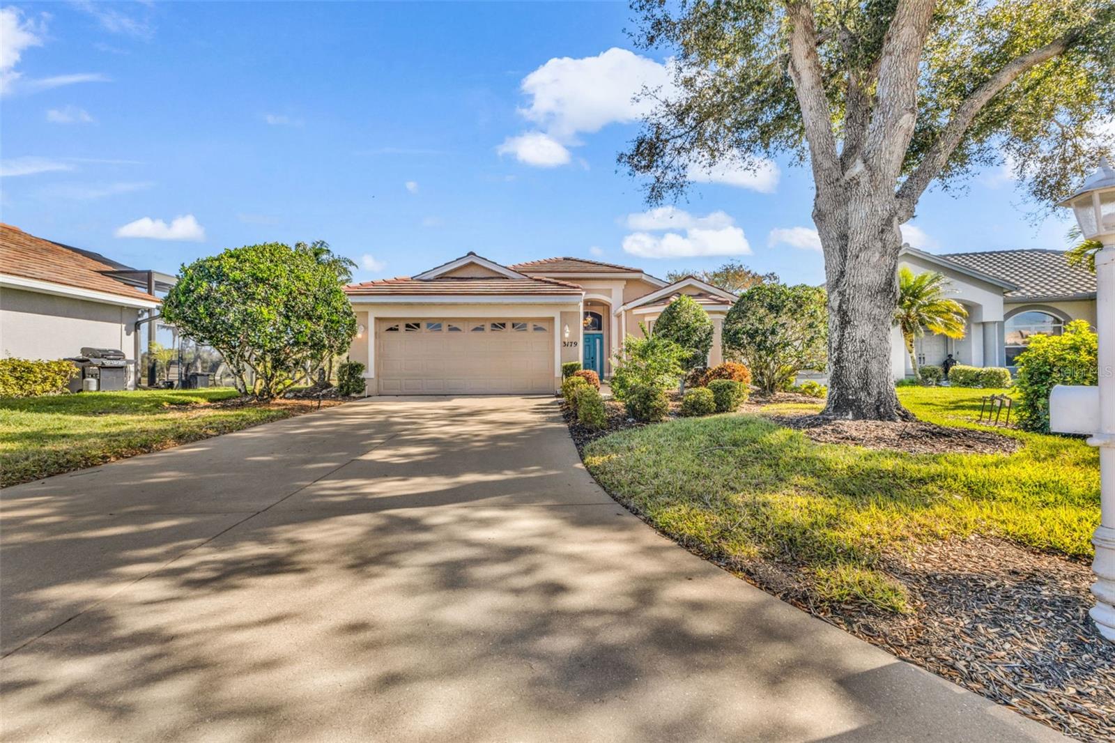 RIVERWOOD - Residential