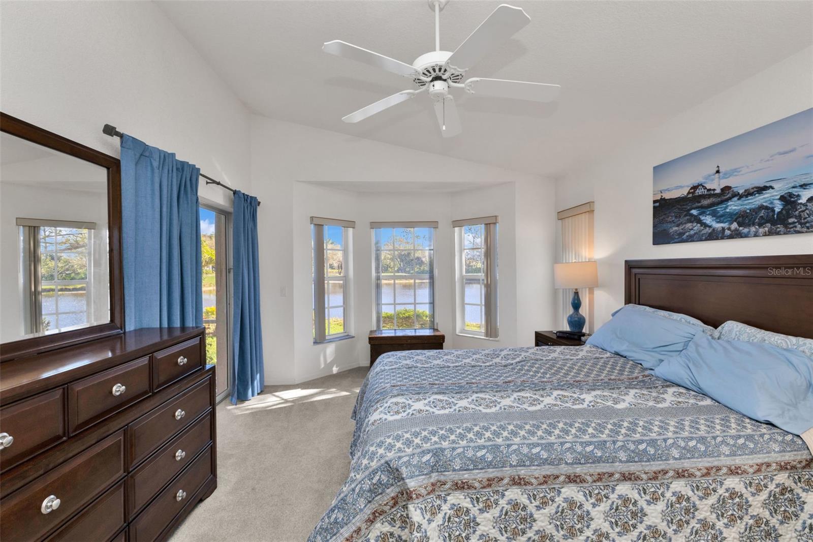 RIVERWOOD - Residential