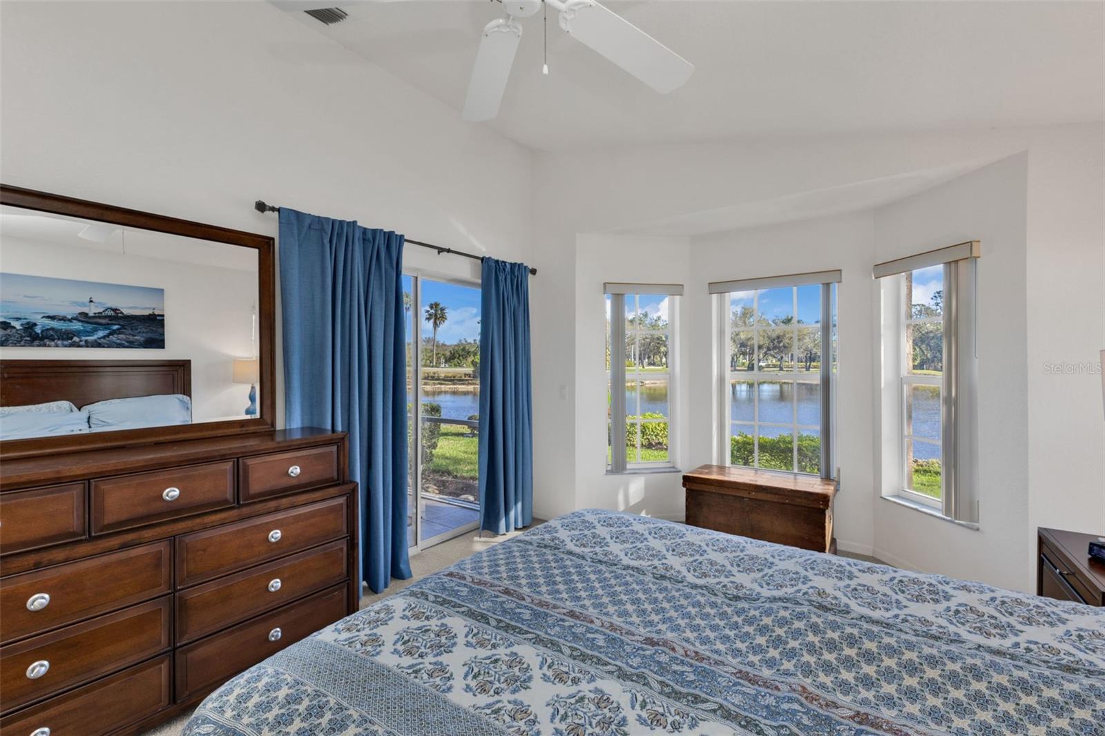 RIVERWOOD - Residential