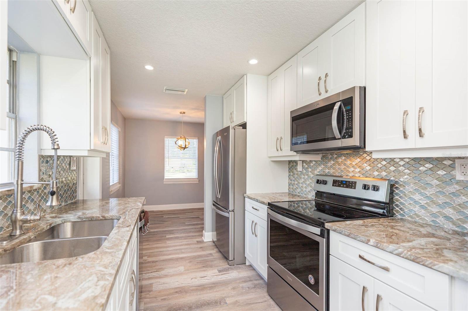 GANDY MANOR - Residential Lease