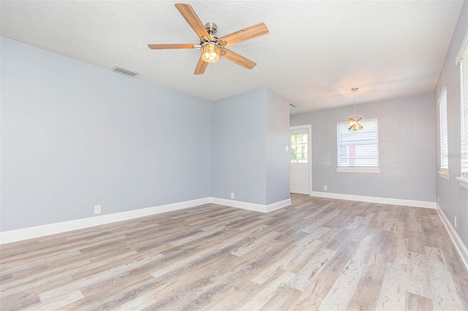 GANDY MANOR - Residential Lease