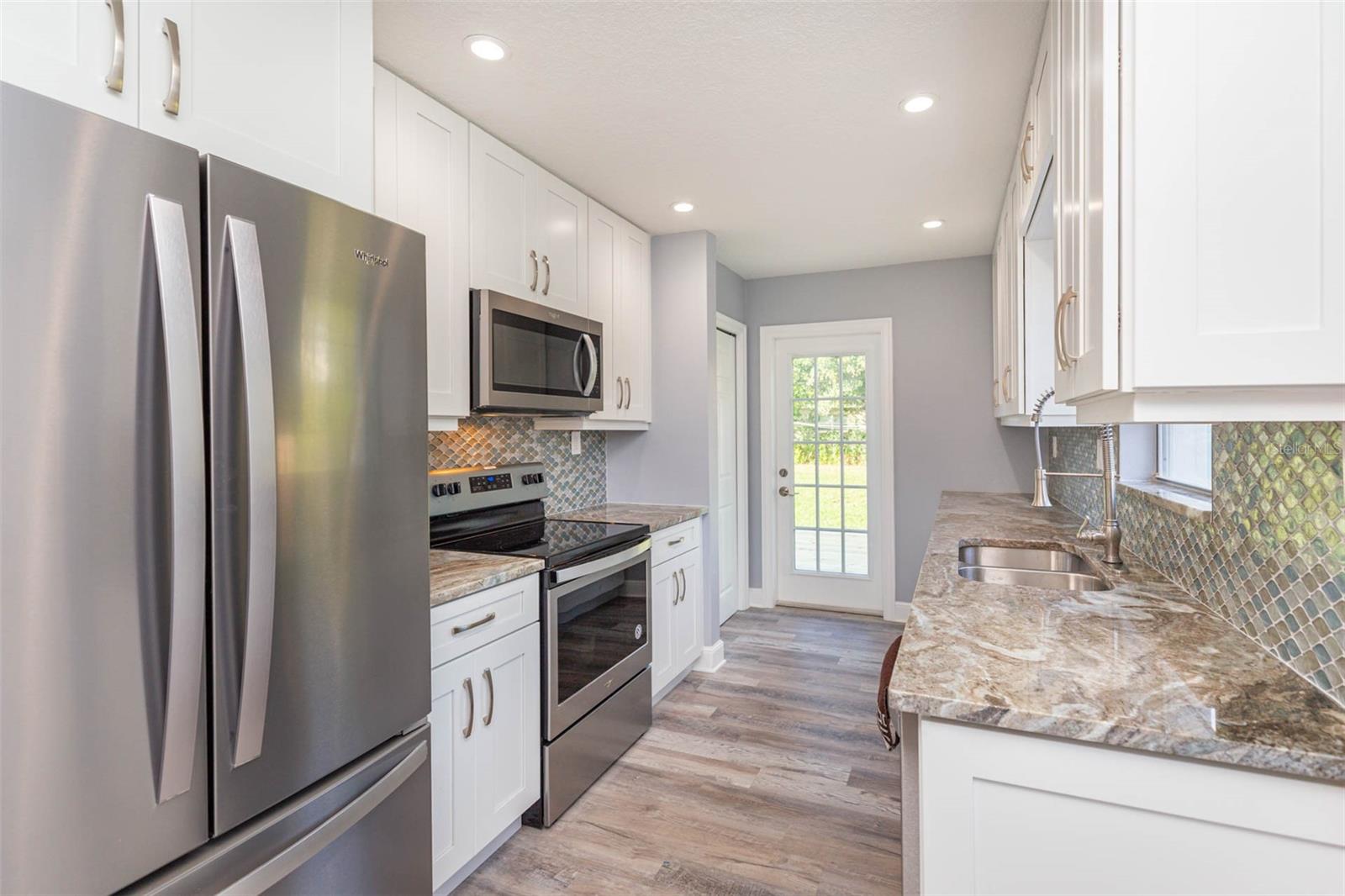 GANDY MANOR - Residential Lease