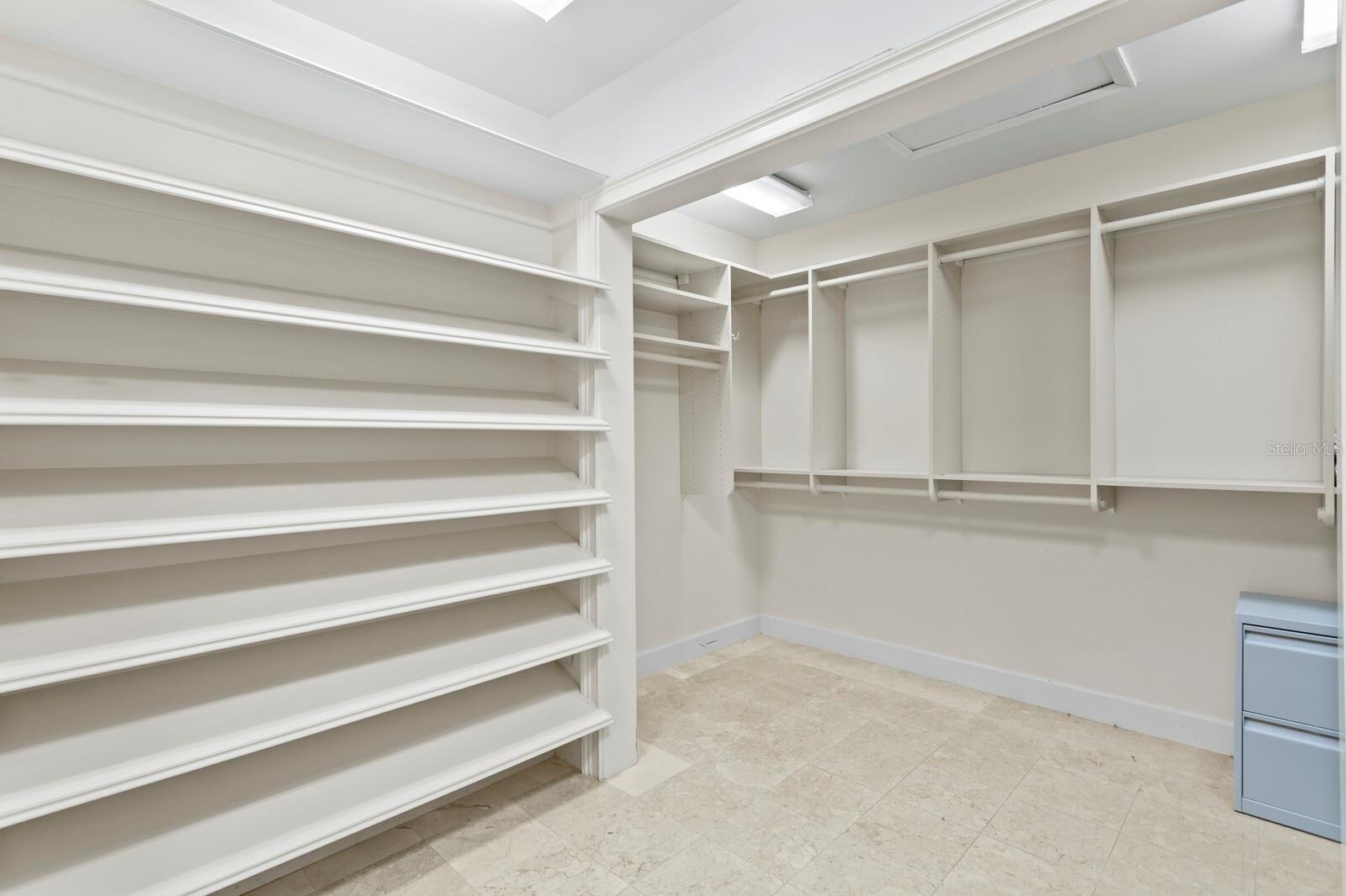 TAMPA PALMS 4A UNIT 1 - Residential