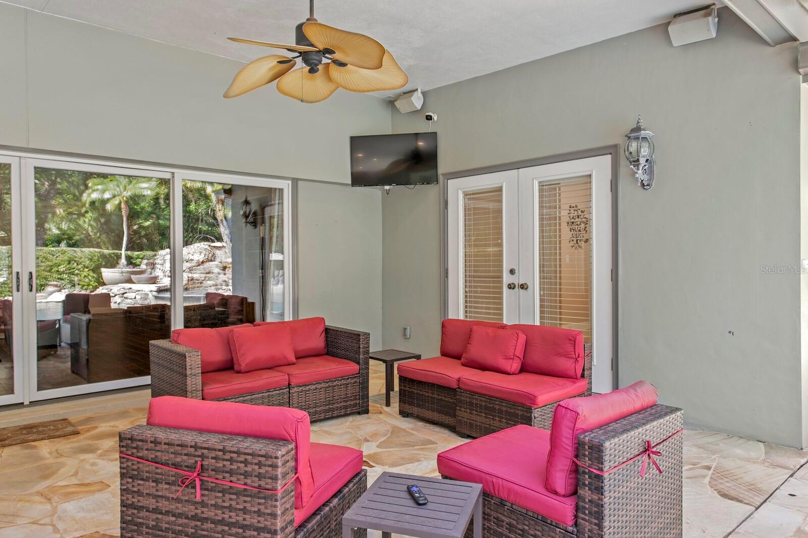 TAMPA PALMS 4A UNIT 1 - Residential