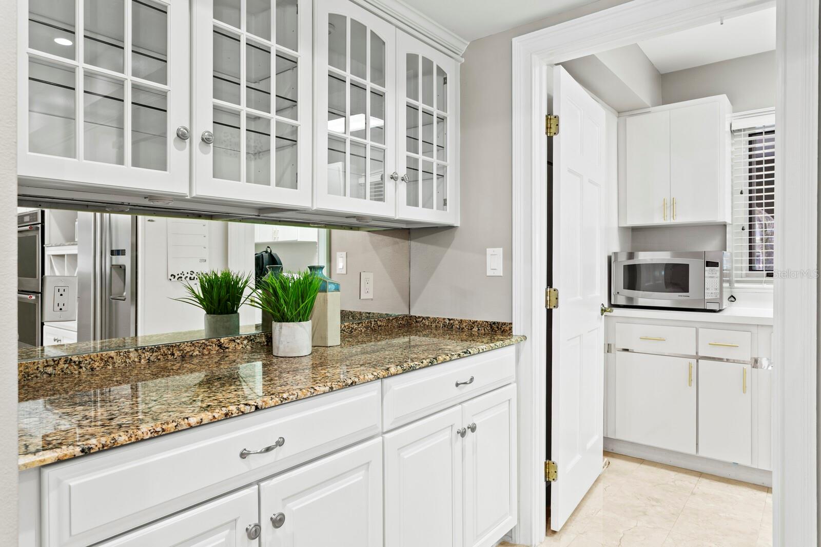 TAMPA PALMS 4A UNIT 1 - Residential