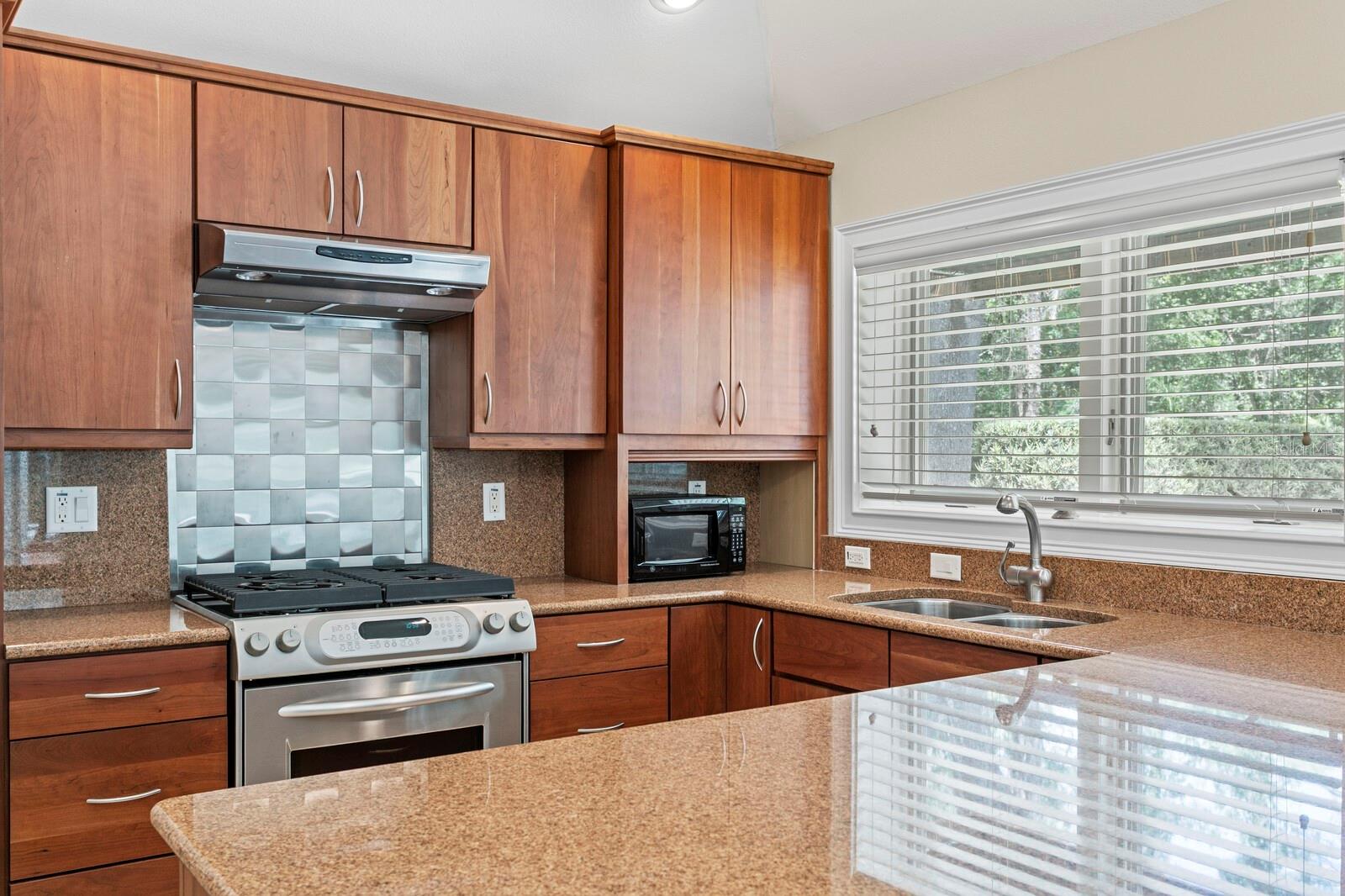 TAMPA PALMS 4A UNIT 1 - Residential