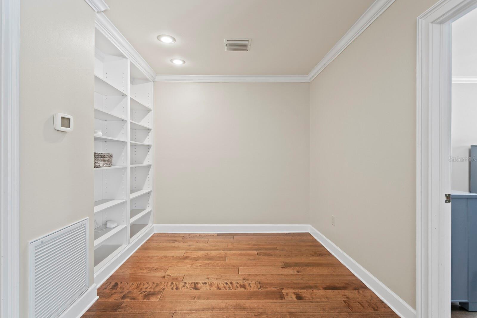 TAMPA PALMS 4A UNIT 1 - Residential