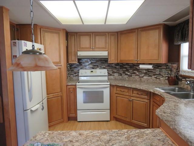 PALMA SOLA SHORES CONDO - Residential Lease