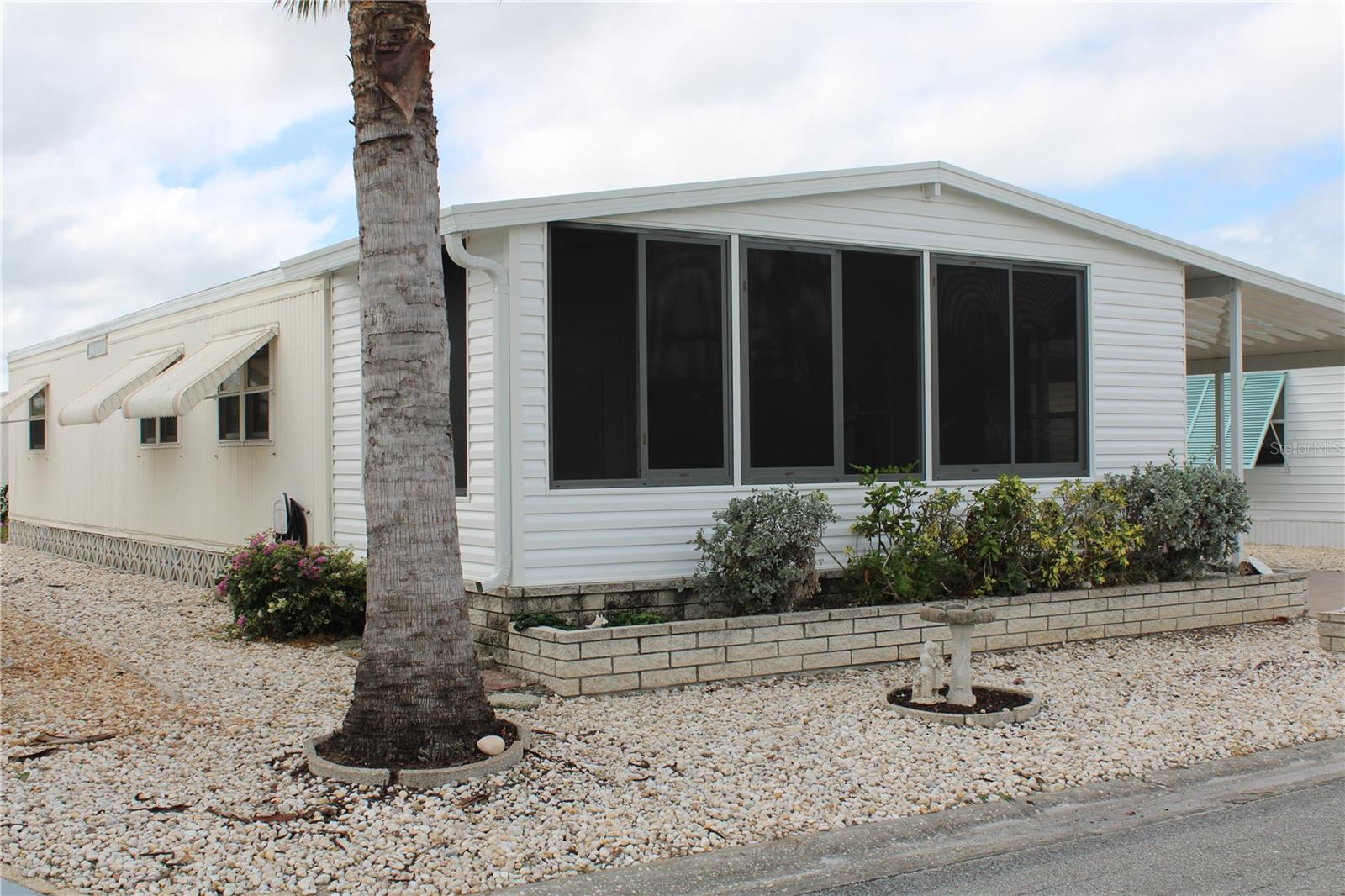 PALMA SOLA SHORES CONDO - Residential Lease