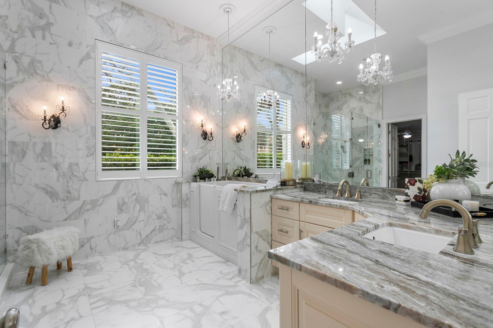 AVILA UNIT 1 - Residential