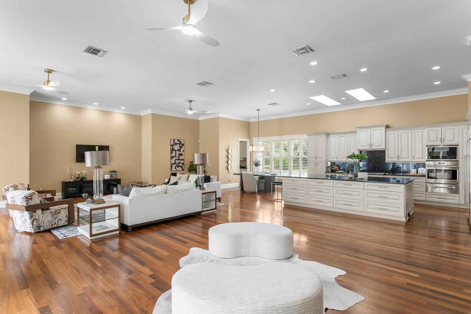 AVILA UNIT 1 - Residential