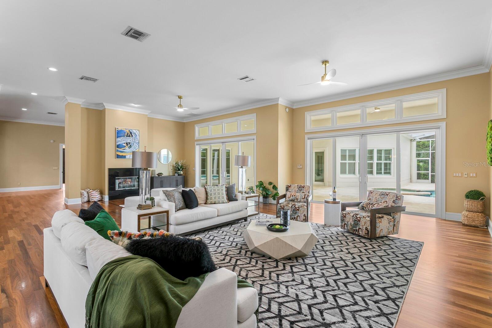 AVILA UNIT 1 - Residential