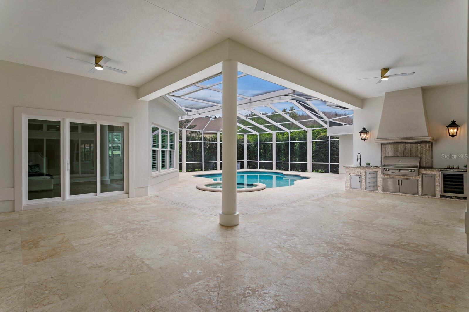 AVILA UNIT 1 - Residential