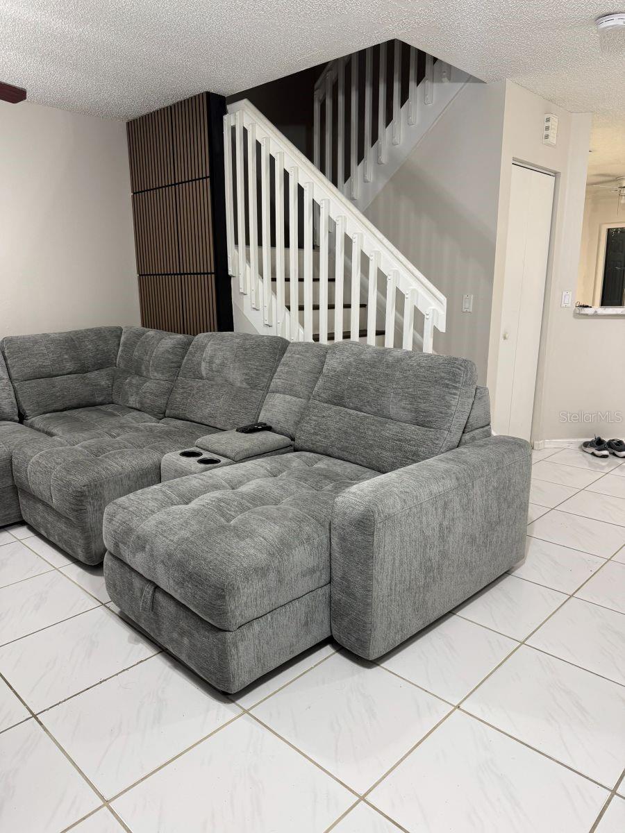 OLYMPIA & YORK RESIDENTIAL - Residential