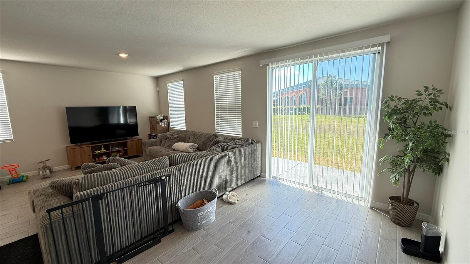 TOWNS/WATERGRASS - Residential Lease