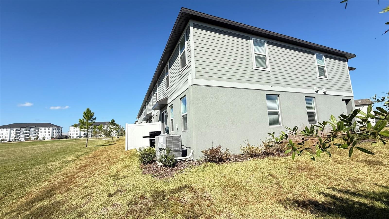 TOWNS/WATERGRASS - Residential Lease