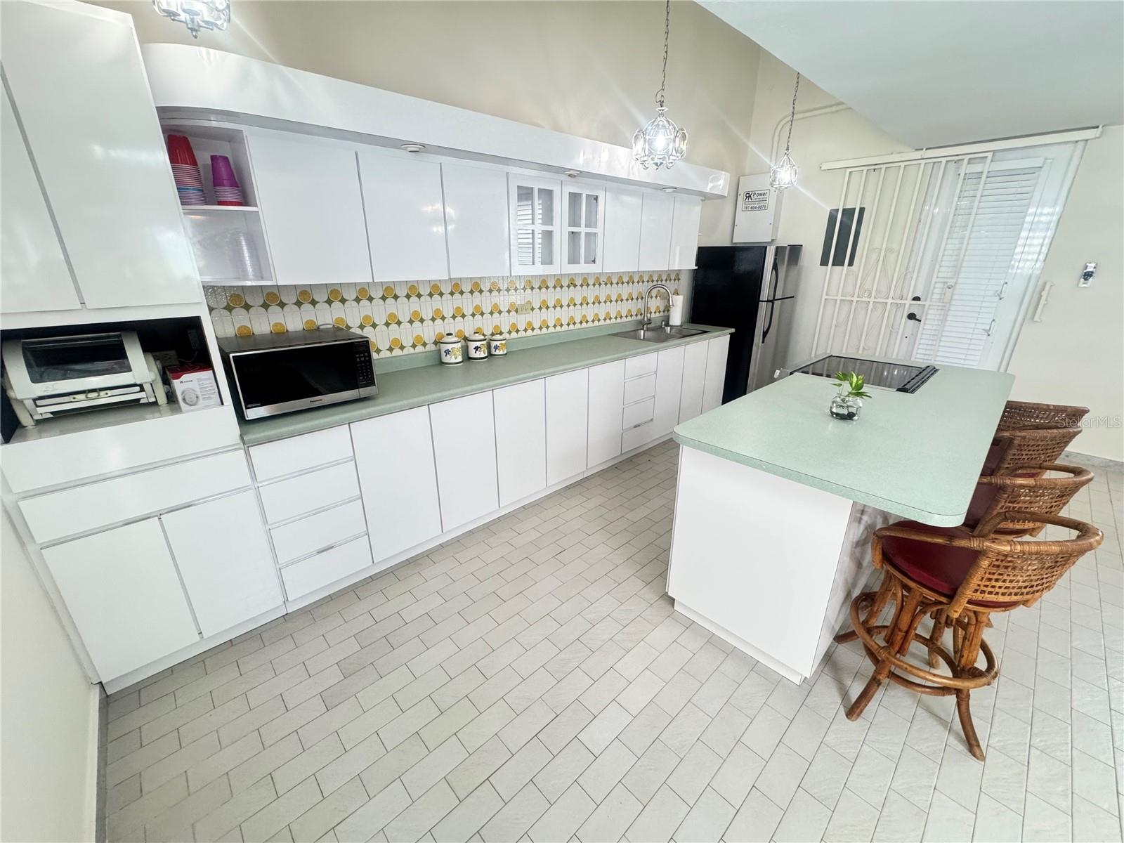 VILLA FRANCA - Residential Lease