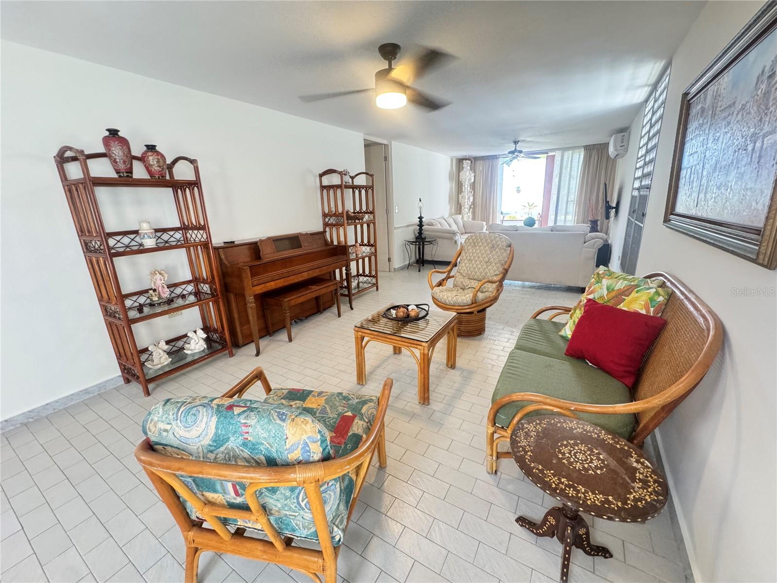 VILLA FRANCA - Residential Lease