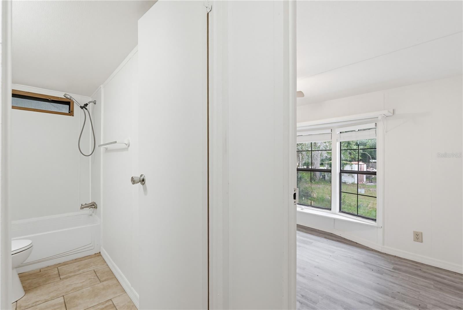 CROOM A COOCHEE ESTATES - Residential