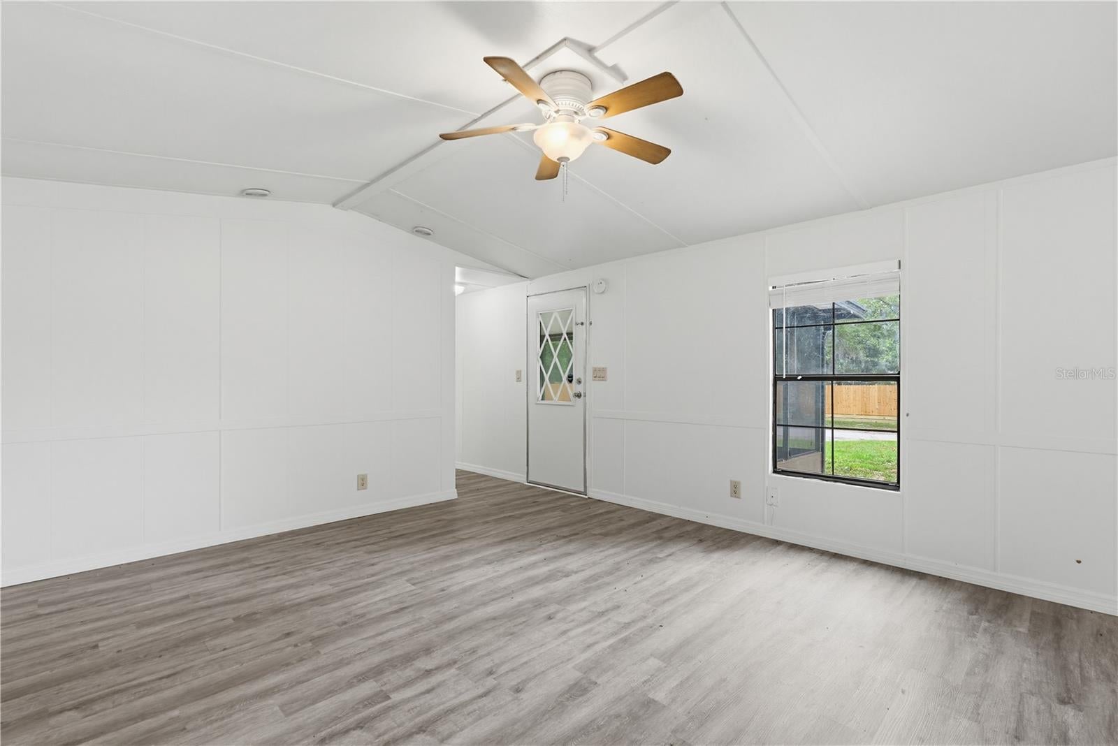CROOM A COOCHEE ESTATES - Residential