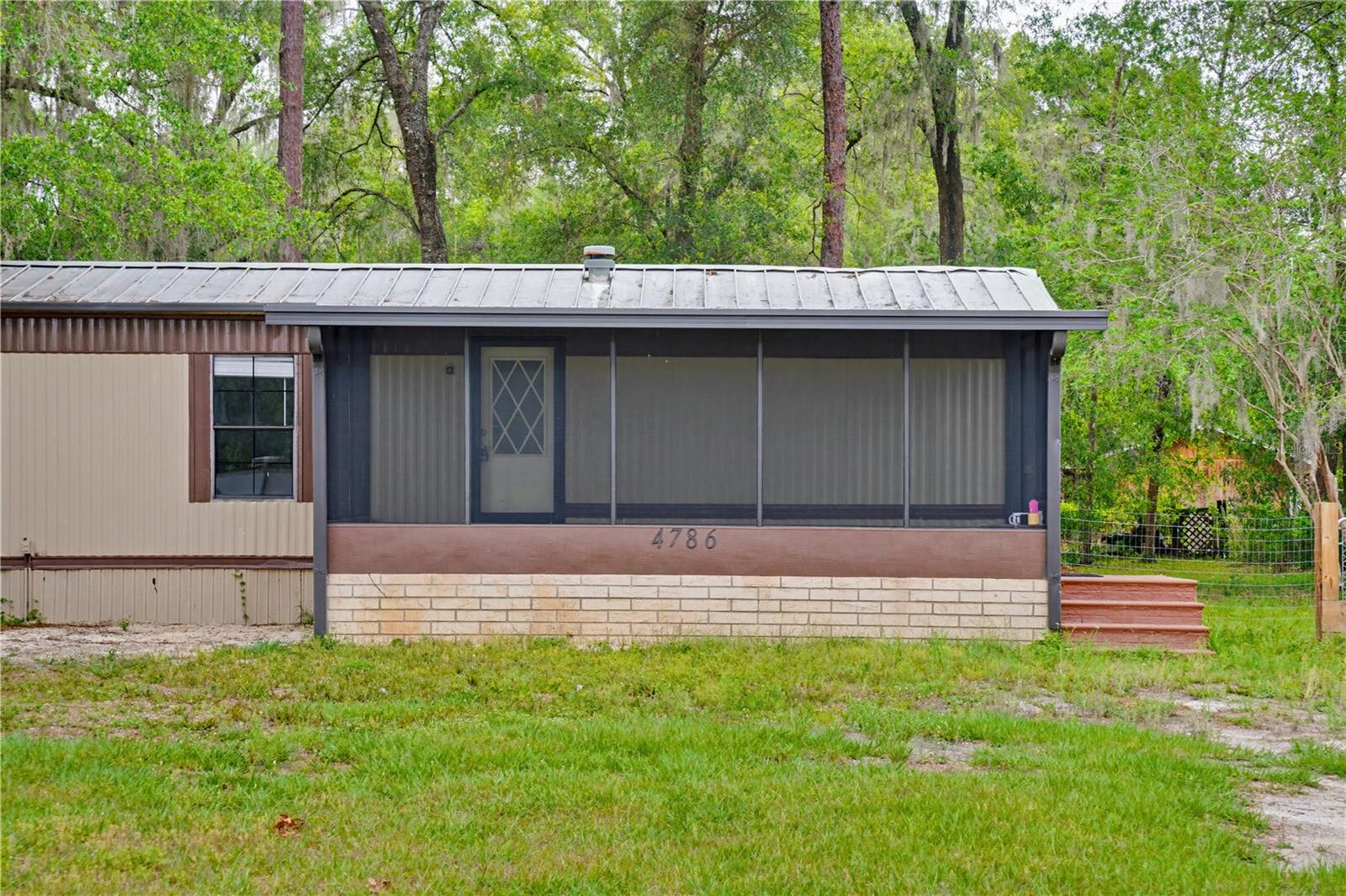CROOM A COOCHEE ESTATES - Residential