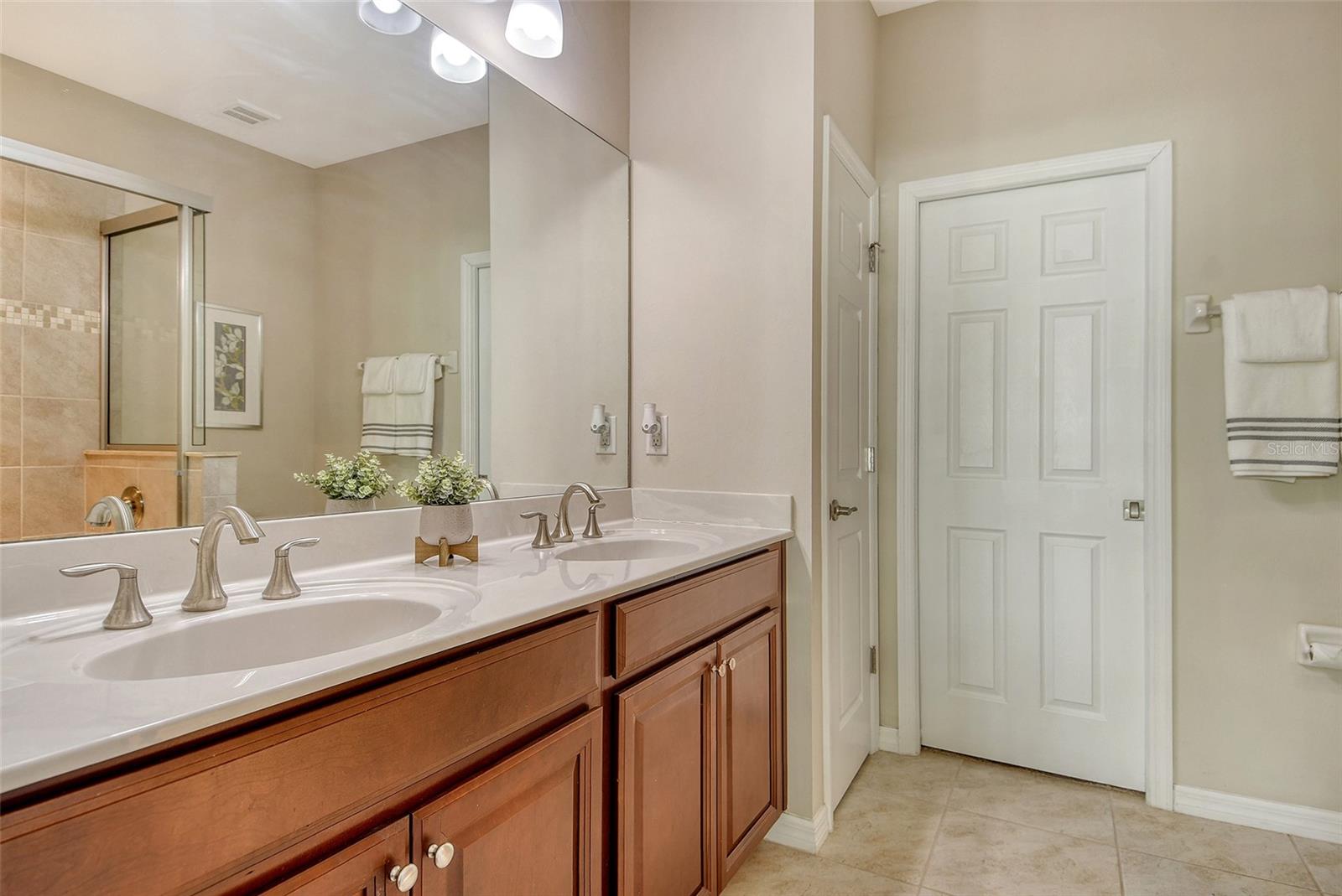 BAY STREET VILLAGE - Residential