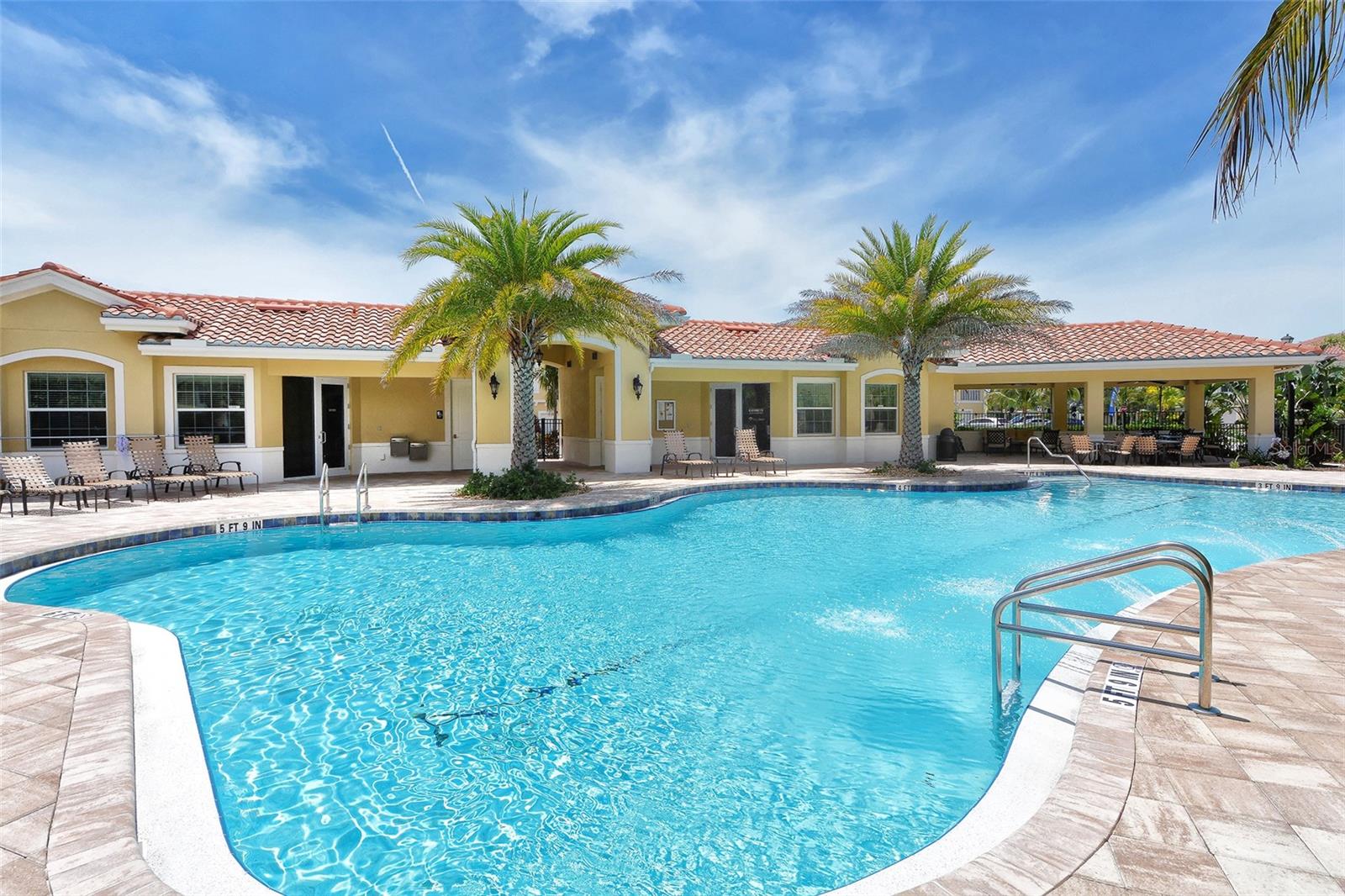 BAY STREET VILLAGE - Residential