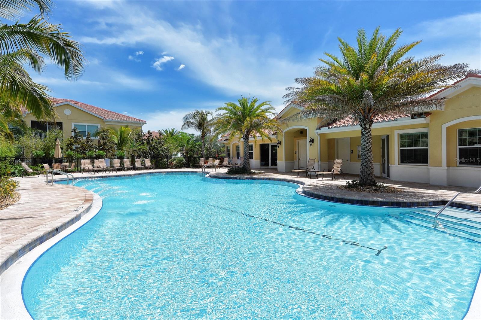 BAY STREET VILLAGE - Residential