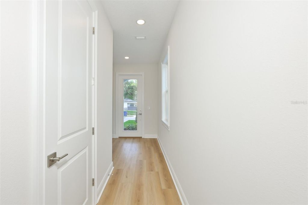 Photo of 1913 W Beach Street, Tampa, FL 33607 (MLS # TB8513673)