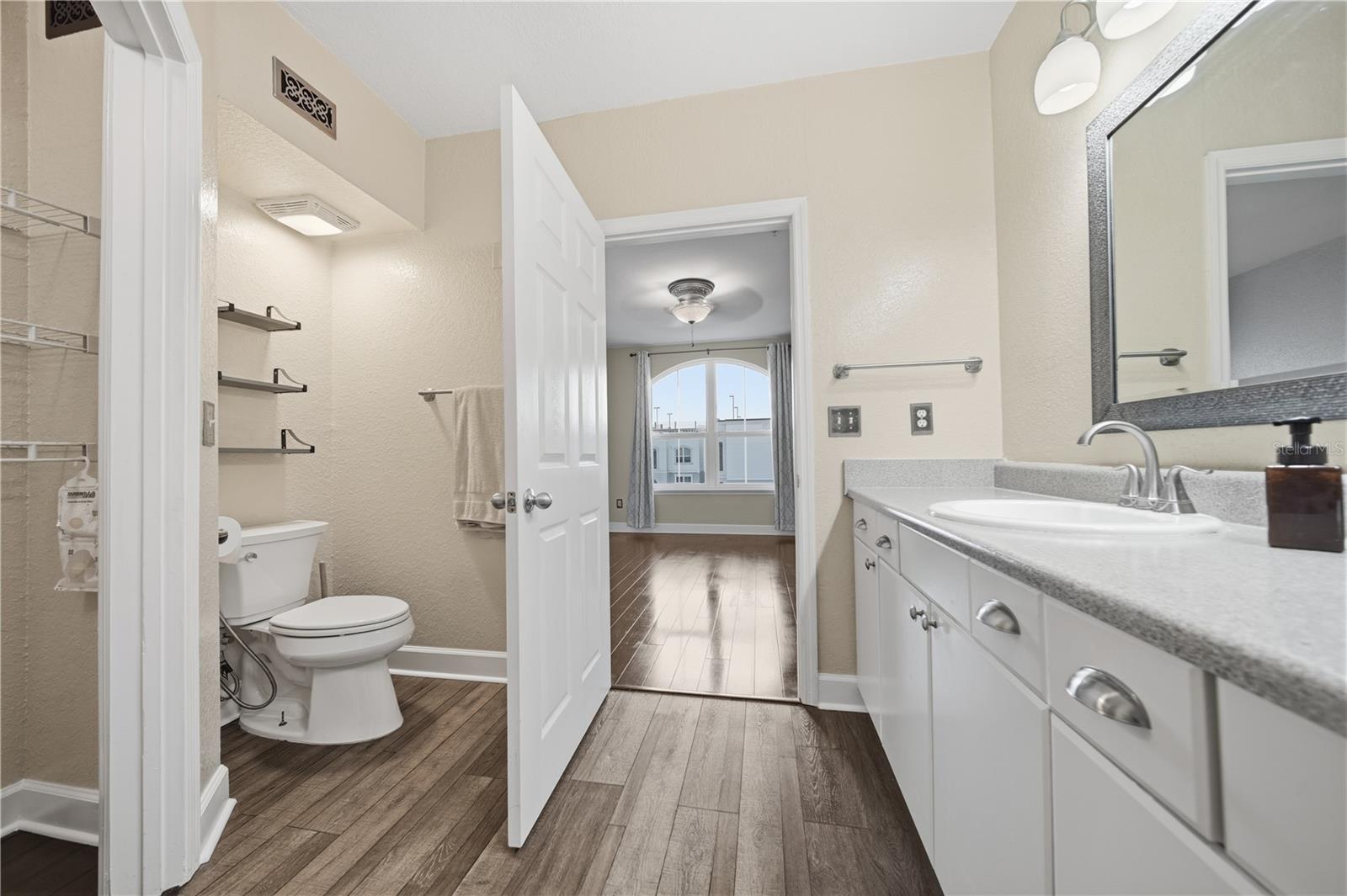 GRANDE DOWNTOWN ORLANDO - Residential Lease