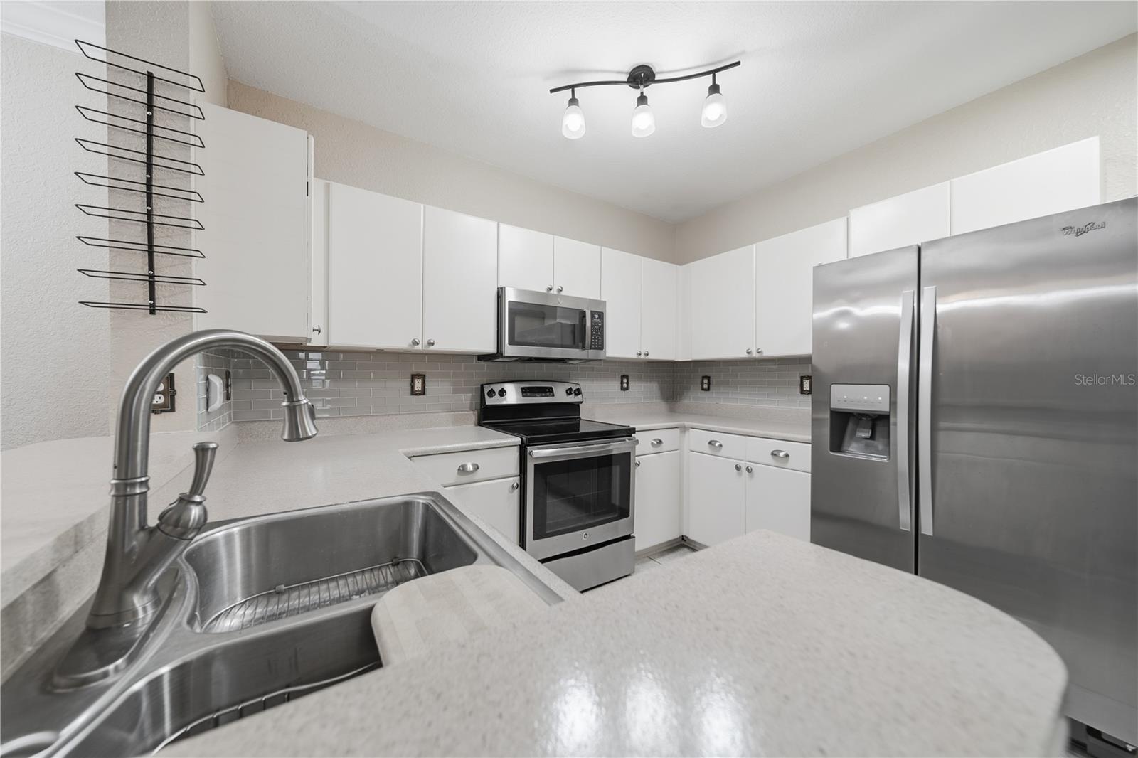 GRANDE DOWNTOWN ORLANDO - Residential Lease