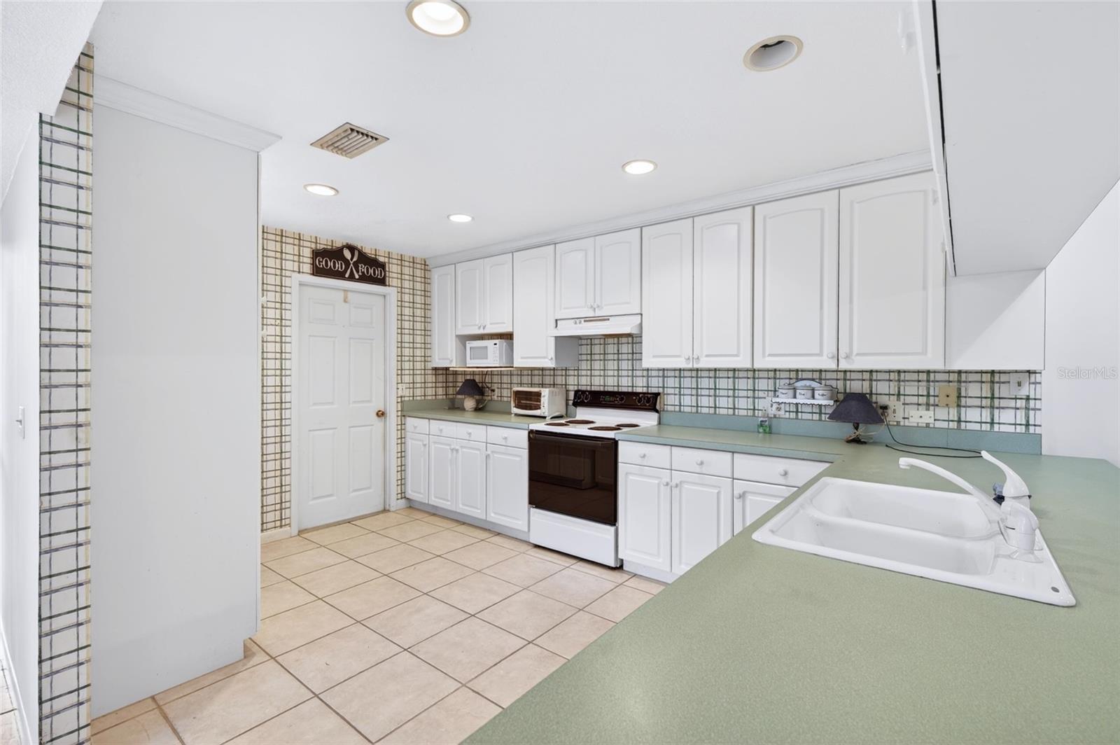 WEDGEWOOD UNIT 2 - Residential