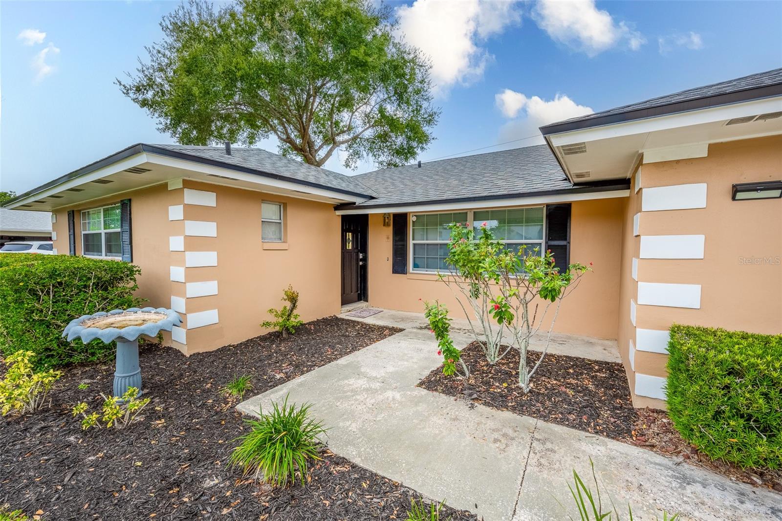 HOWELL ESTATES - Residential Lease